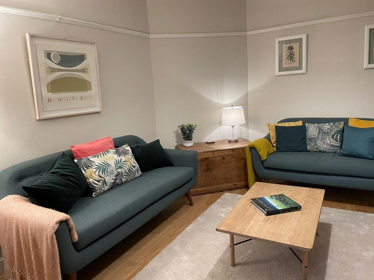 No 12 - Stylish & Homely 3 Bed With Parking Close To City Centre บาธ ภายนอก รูปภาพ